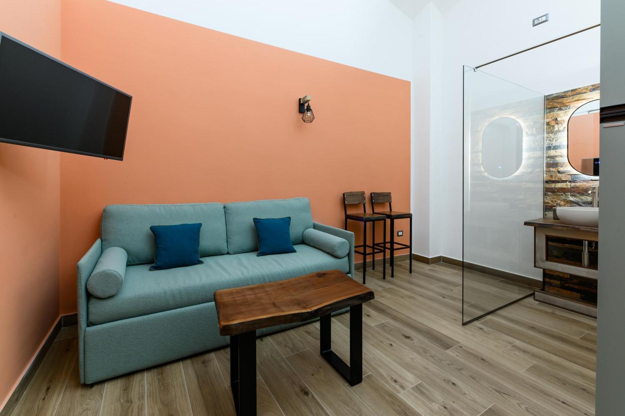 Nea Domus Santa Monica Naples